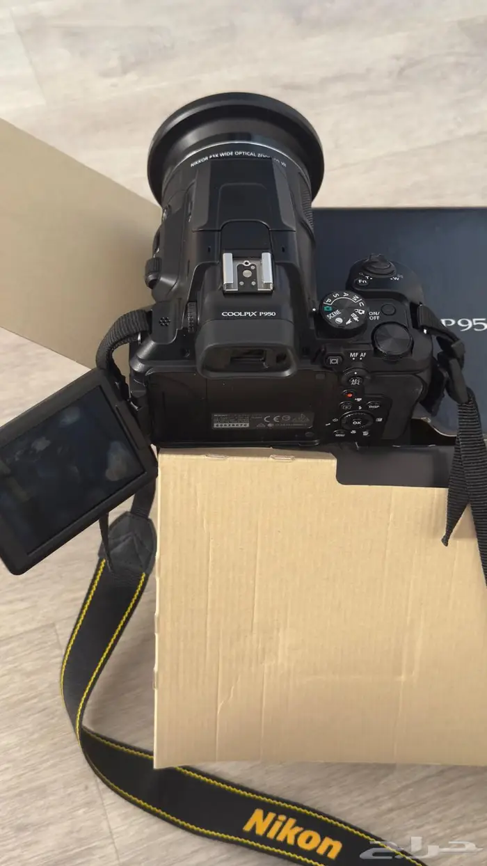 كاميرا نيكون موديل P950 2
