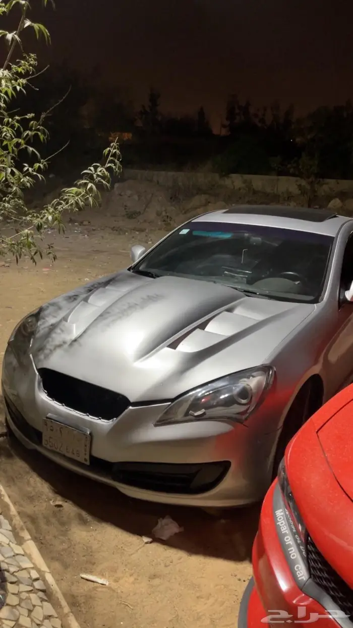 للبيع جينسس كوبيه V8 قير عادي 3