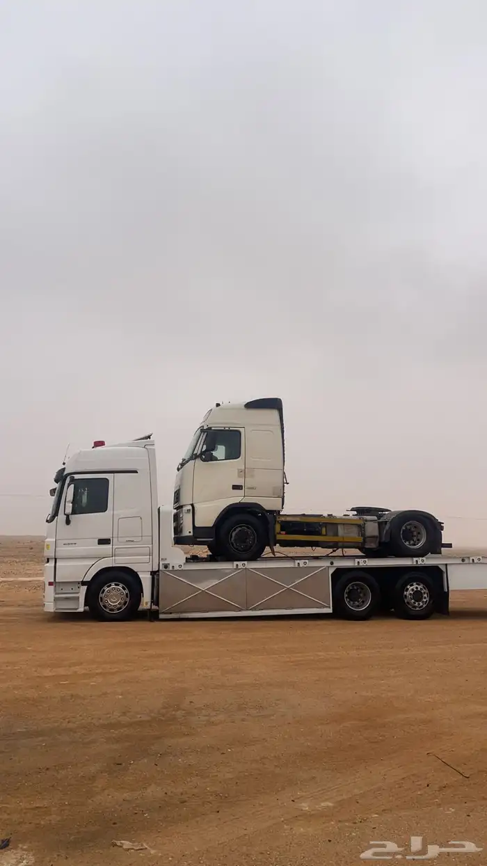 مسكس مكره متوجد في مكه يحمل سيارتين 1