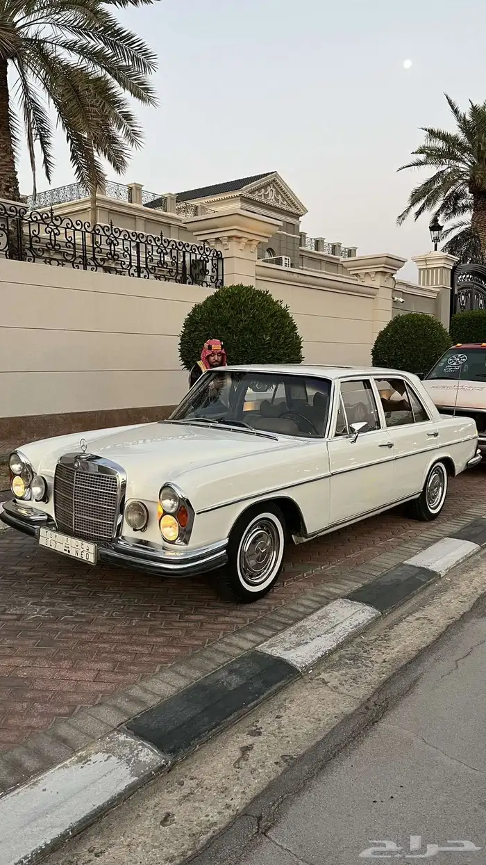 إجار سيارات كلاسيك 8