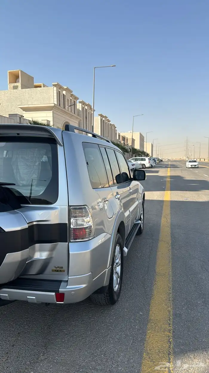 للبيع باجيرو 2022 اخو الجديد فل كامل عداد 20 الف 3