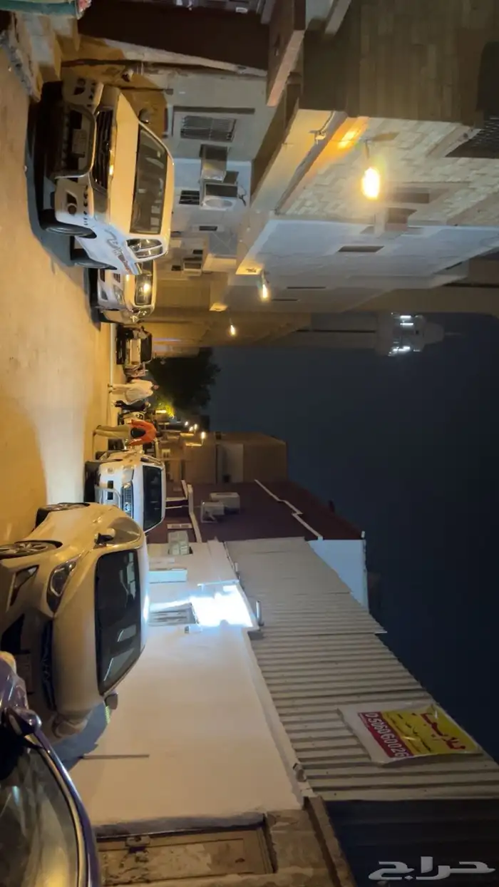 للايجار سكن عزاب 8 غرف بالكامل بحي منفوحة 12