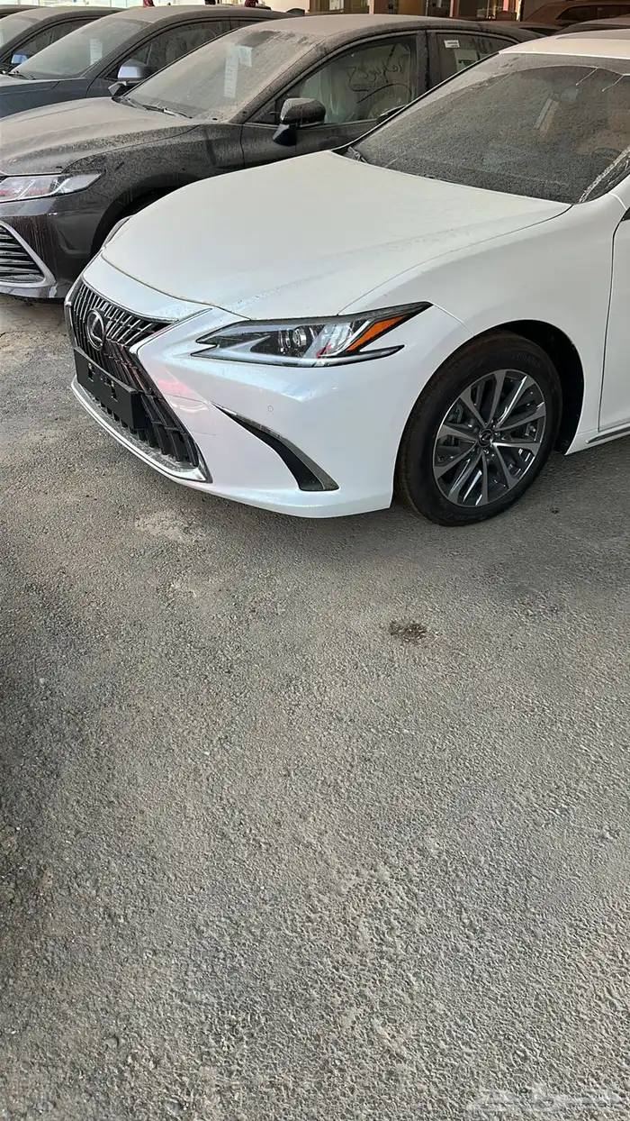 لكزس ES350 CA موديل 2025 خليجي بسعر 190.000 12