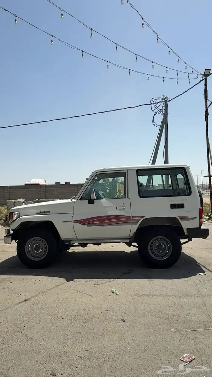 اعرض لكم جيب 2003 منوت القناي بدي بلاده 0