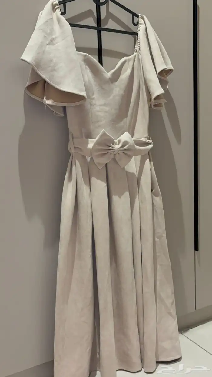 كعب وفستان 7