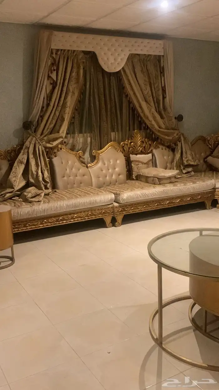 كنب للبيع نظيف 0