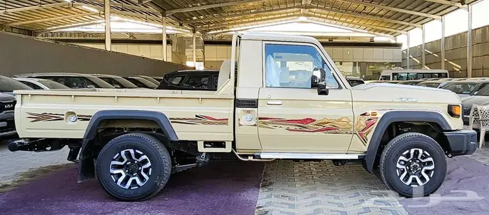 تويوتا شاص فل كامل اوتوماتيك بنزين 2025 13