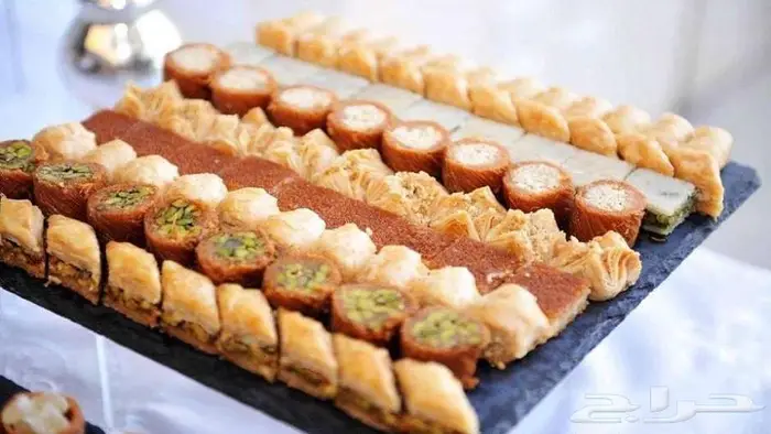 شيف حلويات يبحث عن عمل 0