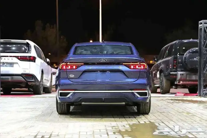 فورد توروس امبيانتي 2025 11