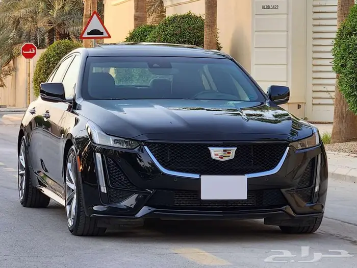 كاديلاك CT5 2022 شبه جديد 4