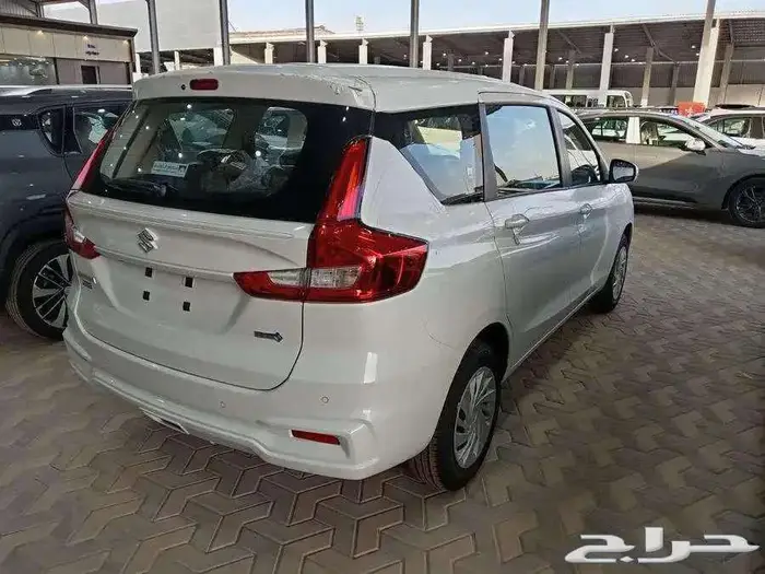 افضل الاسعار على سوزوكي ارتيجا 2025 4