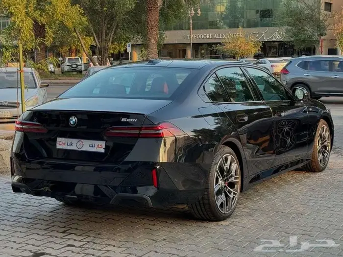 بي ام دبليو 520اي- 2026 .ام كت 3