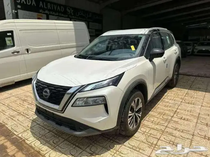 نيسان اكستريل SV بلس 2025 كاش وتقسيط 1