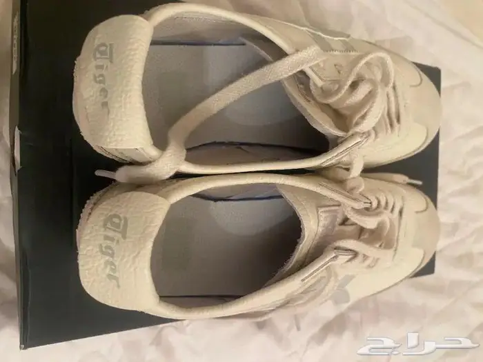 حذاء رياضي ماركة onitsuka tiger اليابانية 6