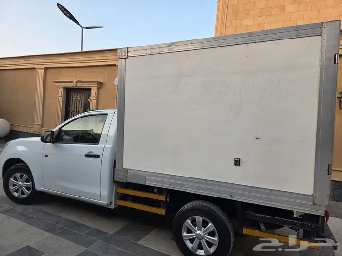 ايسوزو ديماكس ثلاجة 2022 نظيفه للبيع 1