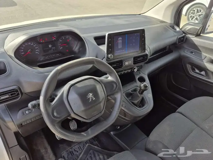 بيجو بارتنر Short van 2023 4