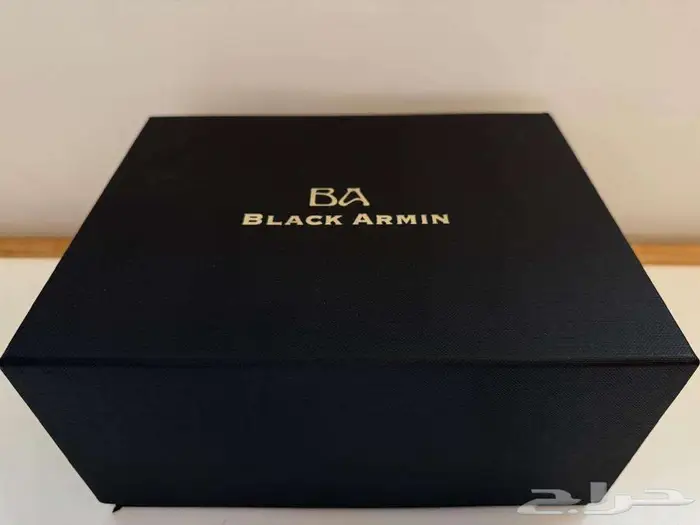 للبيع ساعة رجالية جديدة Black Armin 2