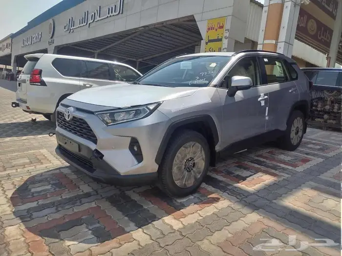 تويوتا راف فور 2025 XLE نص فل عبداللطيف جميل 2