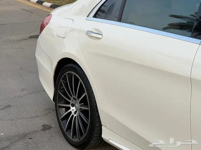 للبيع مرسيدس S 500 بحالة الوكالة 2015 20