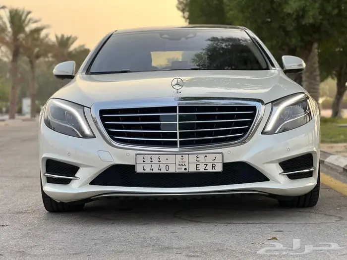 للبيع مرسيدس S 500 بحالة الوكالة 2015 22