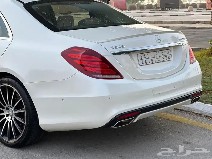 للبيع مرسيدس S 500 بحالة الوكالة 2015 17