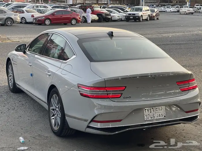 جينسس G80 2025 برستيج جديد اصفار 4
