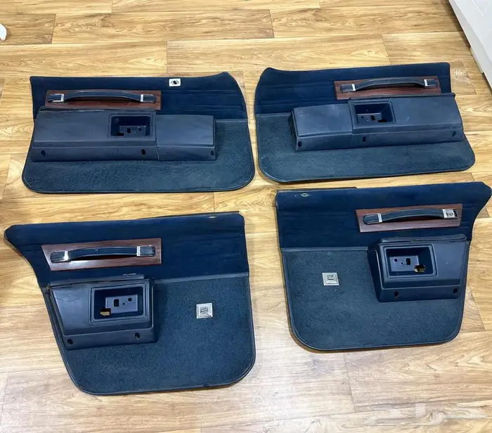 طبقان ابواب لون كحلي 0