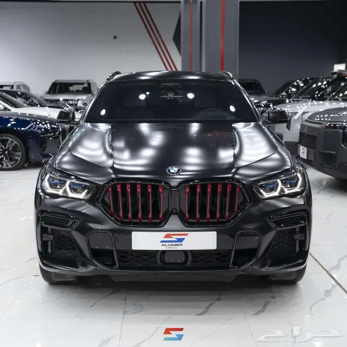 بي ام دبليو X6 Black Vermilion موديل 2022 1