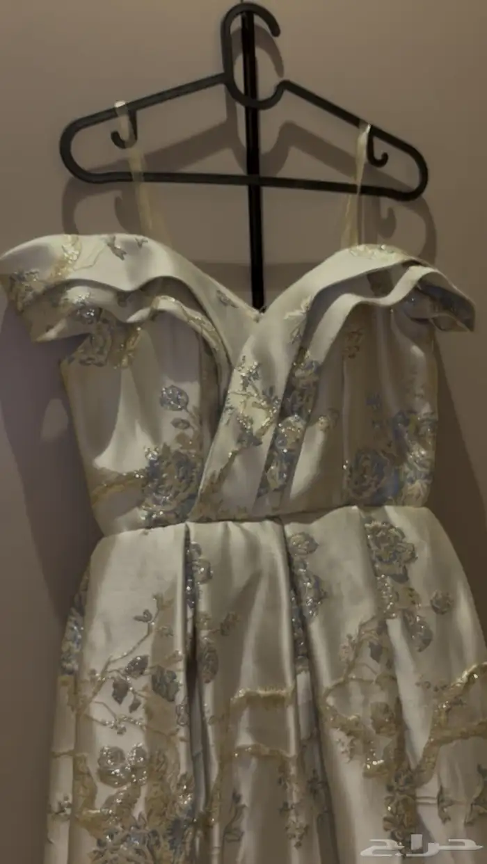 كعب وفستان 4