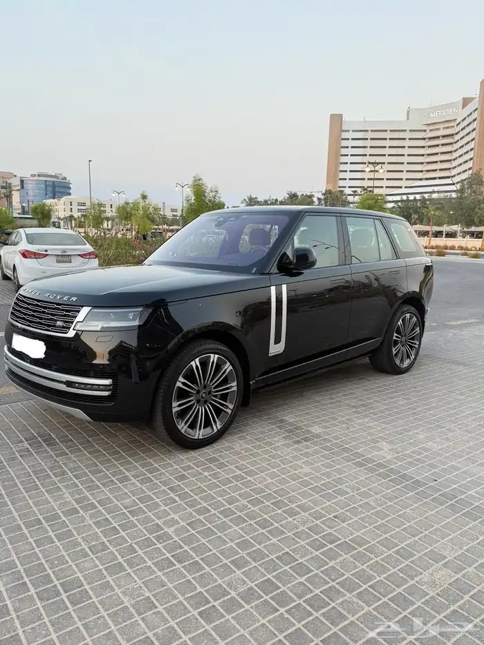 رنج روفر 2023 HSE 8 سرندل عداد 37 الف 7