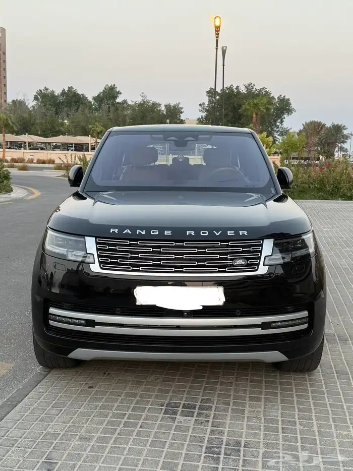 رنج روفر 2023 HSE 8 سرندل عداد 37 الف 2