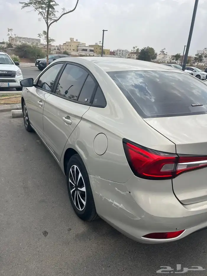 سيارة MG5 2020 4