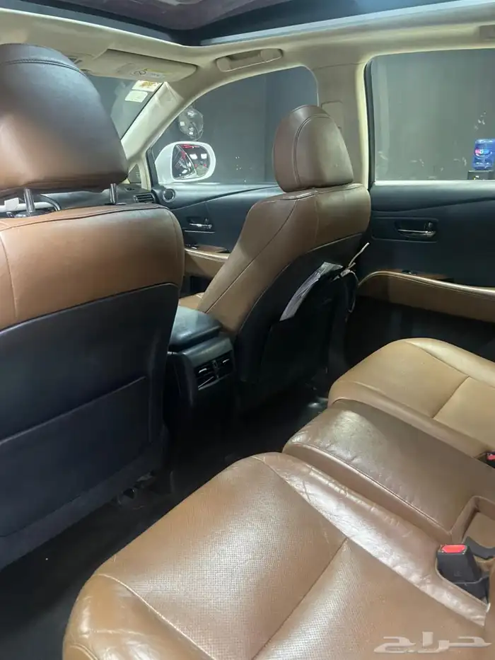 لكزس RX 7
