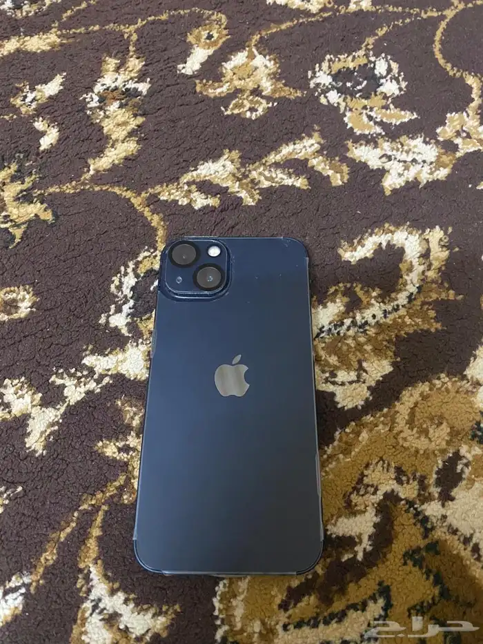 آيفون 13 4