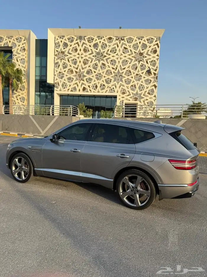 جينسس GV80 Royal 2023 فل كامل 19