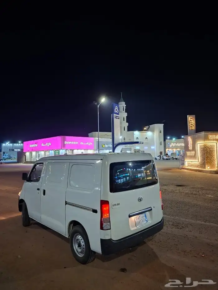باص تويوتا لايس ايس 2