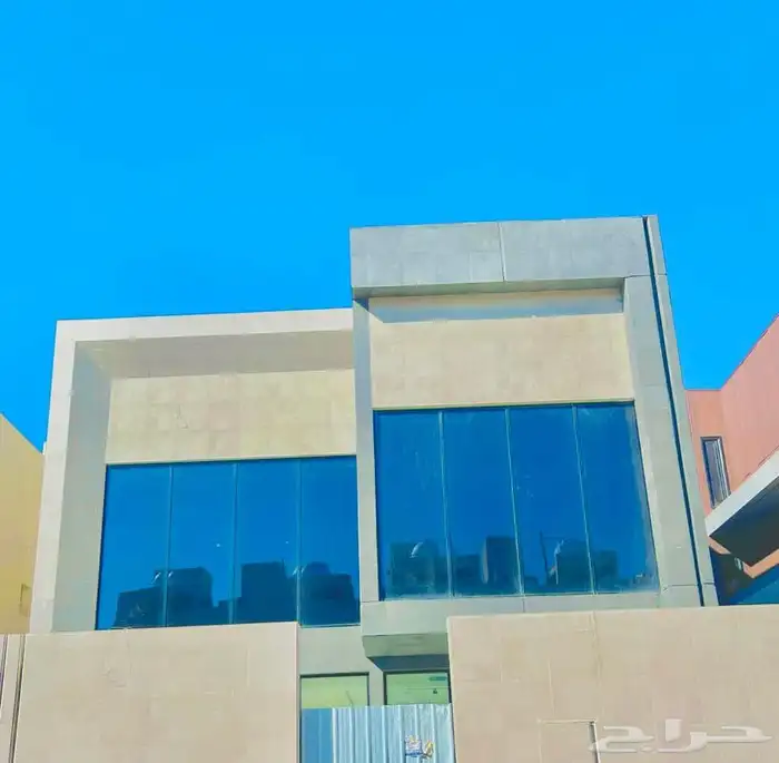 التزجيج بالزجاج والألمنيوم والحديد 6