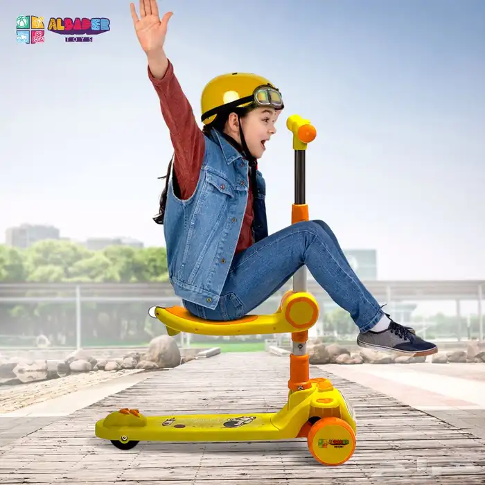 سكوتر أطفال بمقعد قابل للطي - سكوتر يدوي مع موسيقى واضواء 11