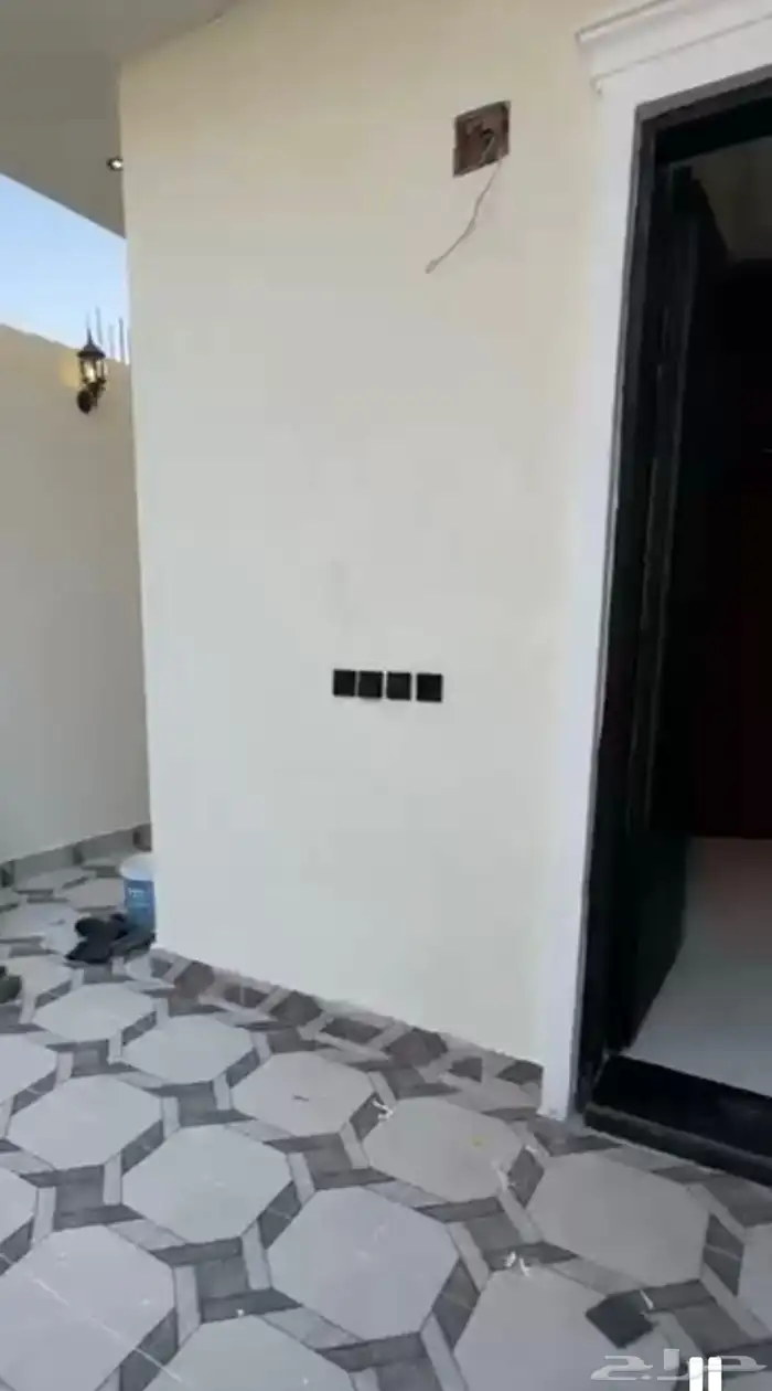 للبيع فله دبلوكس بالمزاحمية بحي الجامعه 950 الف 7