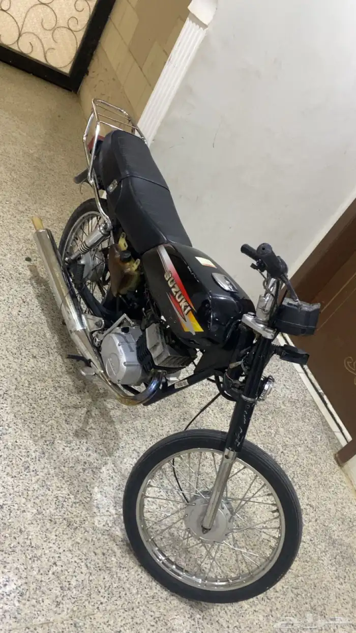 AX100 3
