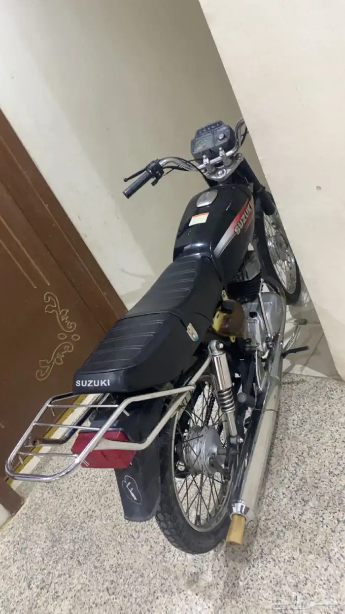 AX100 0