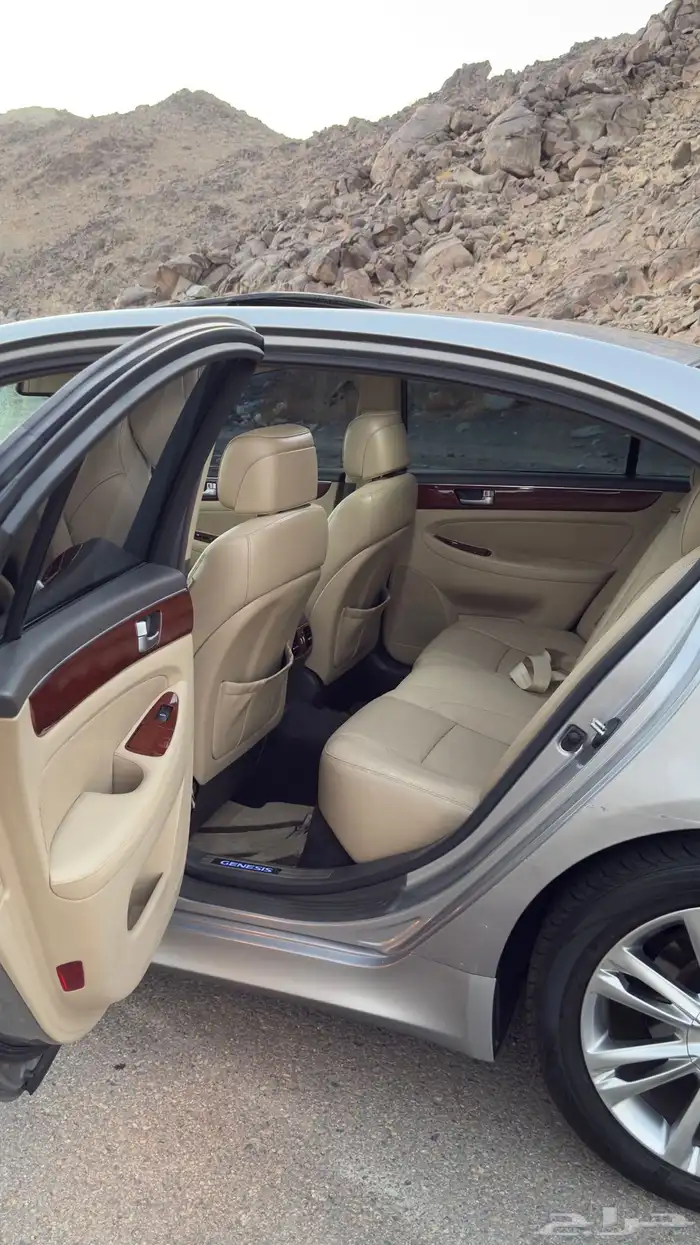 جينيسس G80 2014 ممشى ( 97 الف فقط ) قمة في النظافة للبيع 45