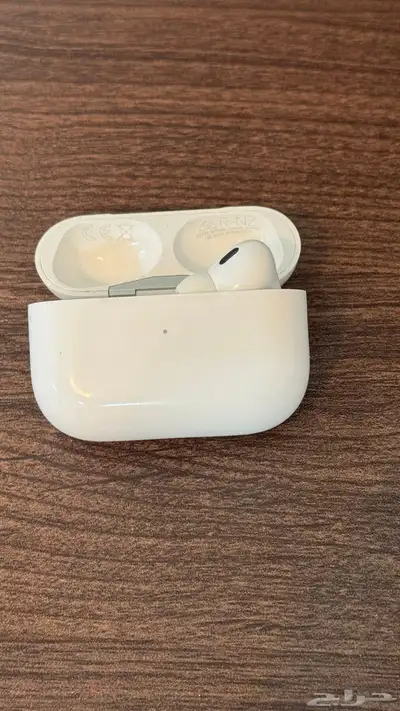 ايربودز برو 2 الجهة اليمين مع الحافظة airpods pro index