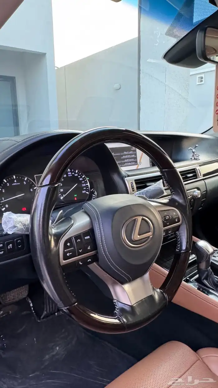 لكزس GS350 CD 2018 بحاله المصنع (نادر) سعودي 51