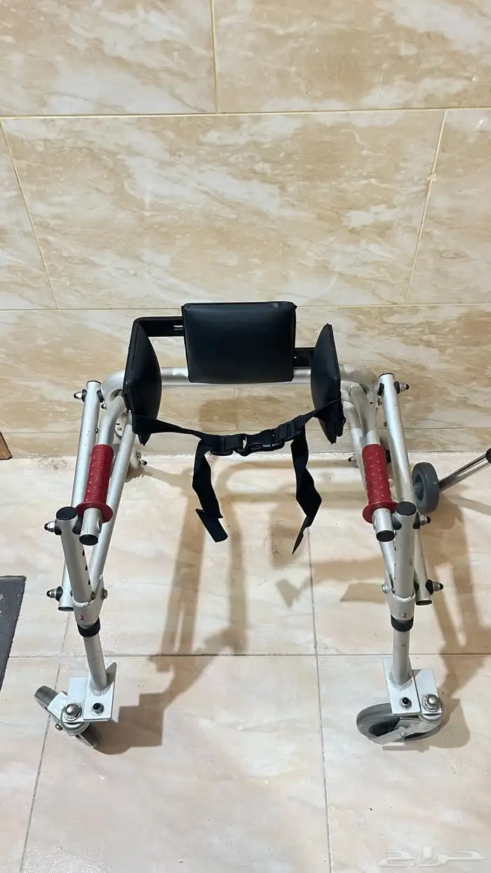 مشاية ذوي الاحتياجات الخاصه 1