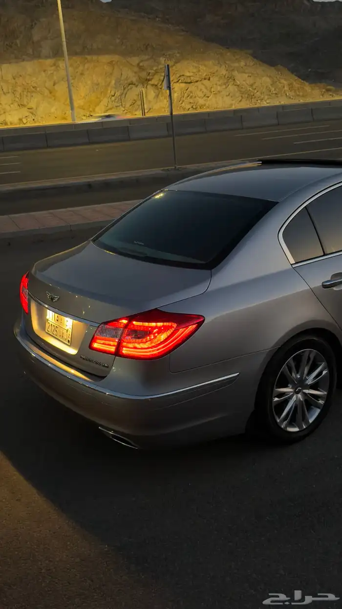 جينيسس G80 2014 ممشى ( 97 الف فقط ) قمة في النظافة للبيع 81