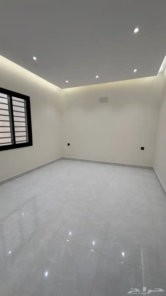 للبيع روف علوى مع ملحق موقع متميز من 650 الف 23