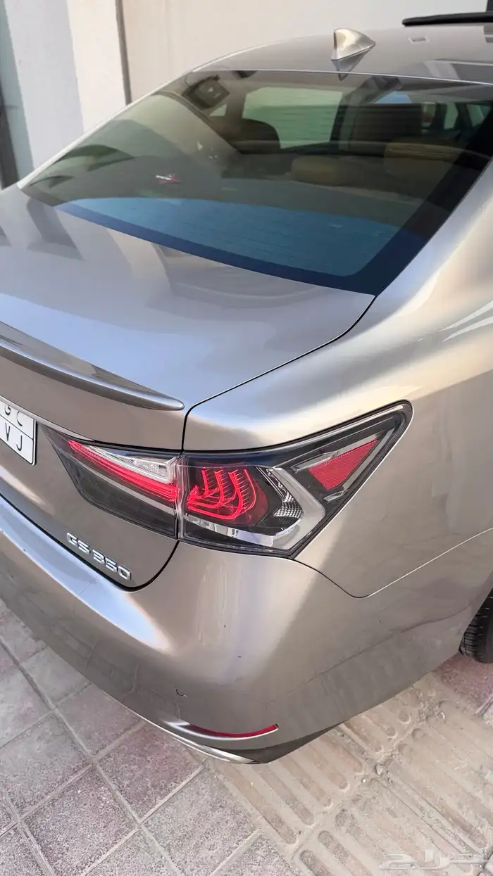 لكزس GS350 CD 2018 بحاله المصنع (نادر) سعودي 19