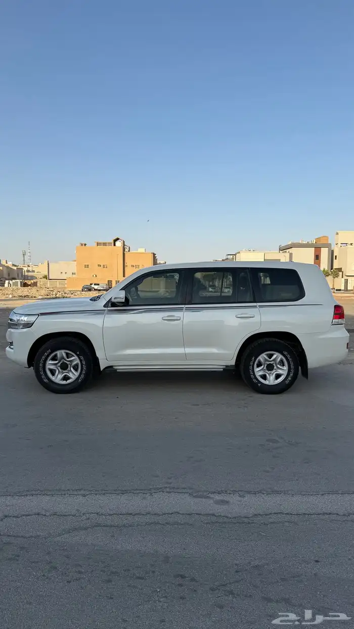 لاندكروزر جي اكس ار 0