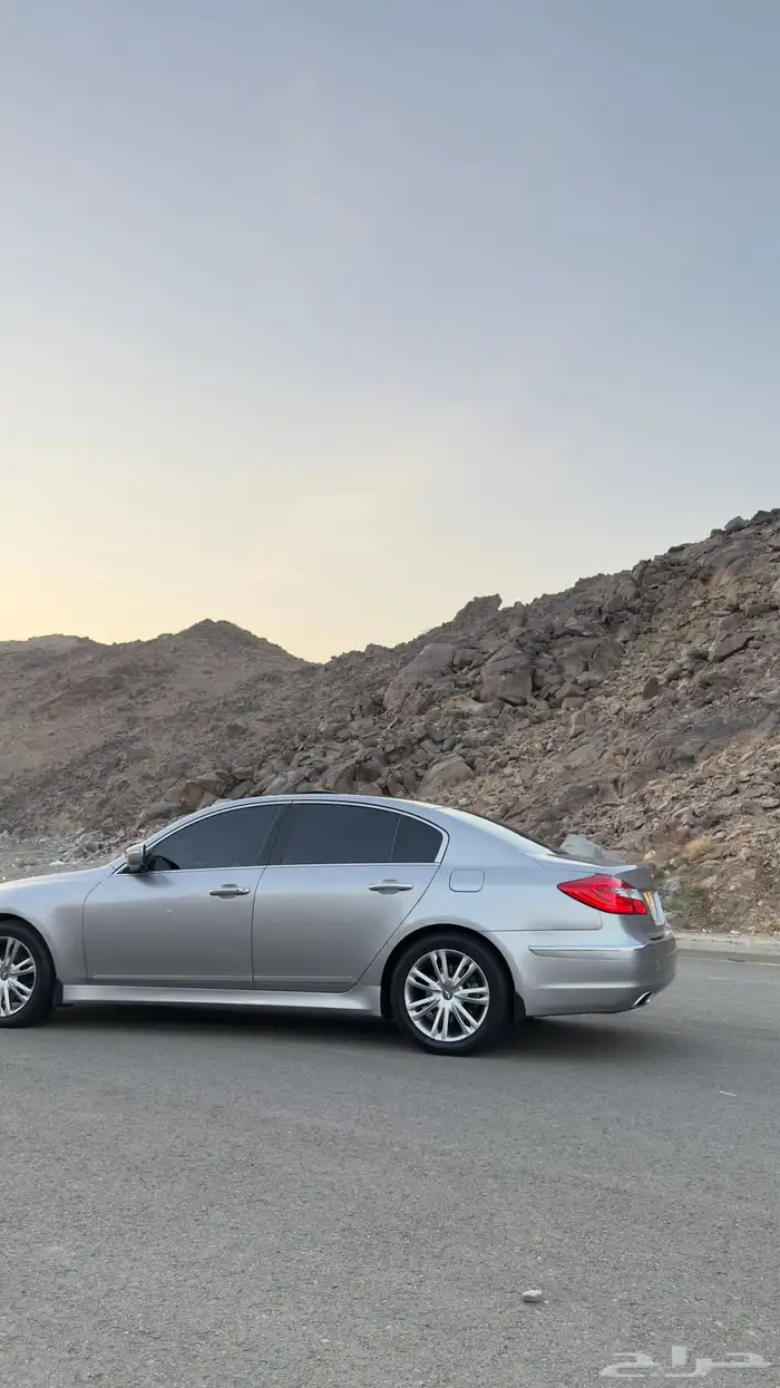 جينيسس G80 2014 ممشى ( 97 الف فقط ) قمة في النظافة للبيع 6